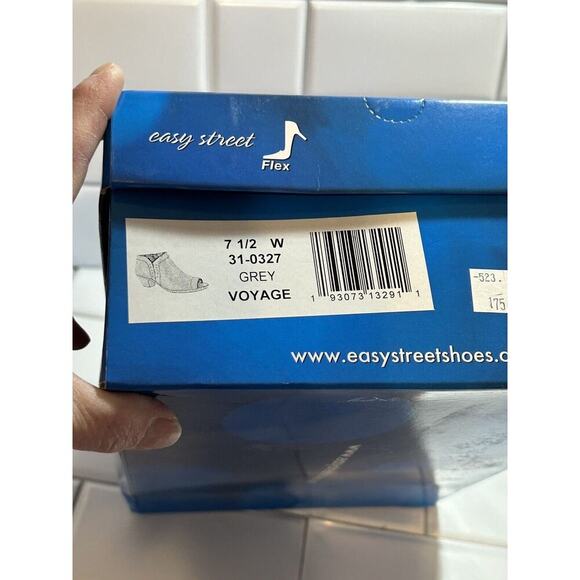 Easy Street Flex 7 1/2 W 31-0327 Grey Voyage Open Toe Bootie Womens Ankle Boot - Picture 8 of 8